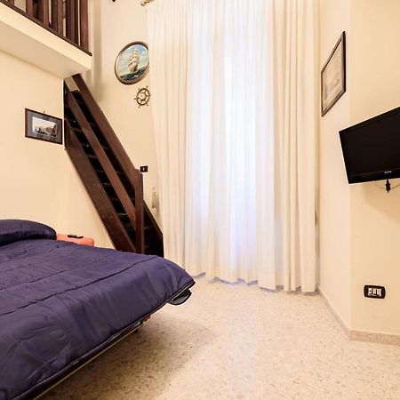 나폴리 Casa Di Flo 아파트 외부 사진