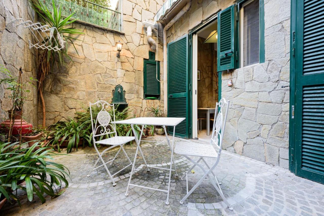 나폴리 Casa Di Flo 아파트 외부 사진