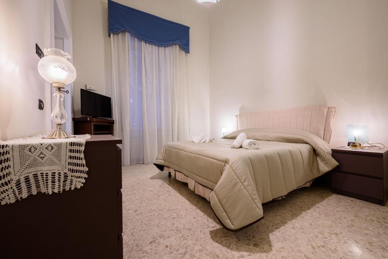나폴리 Casa Di Flo 아파트 외부 사진